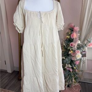 By Together Cream Short Sleeve dress